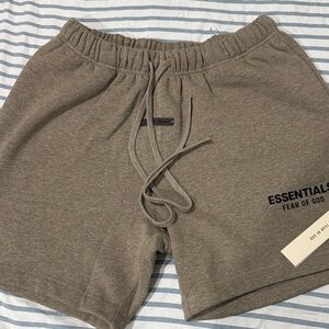 Men's Tan Shorts